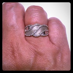 Sterling Silver Ring with small genuine diamonds